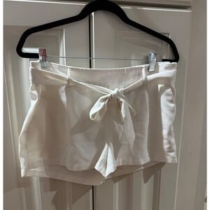 Express Women's Cream Tie Waist Shorts Size 10‎ Career Casual Party Mean Girls